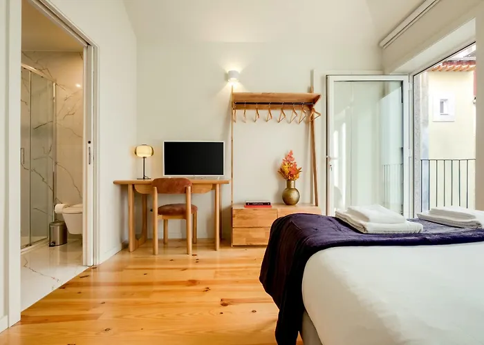 Luxury Style 5 With Ac Downtown Near Metro *