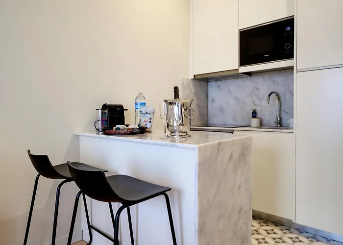 Luxury Style 5 With Ac Downtown Near Metro