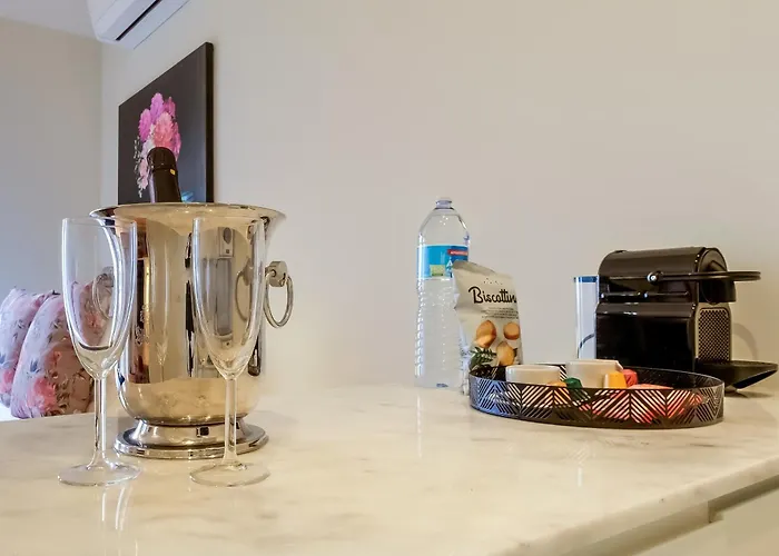 Luxury Style 5 With Ac Downtown Near Metro